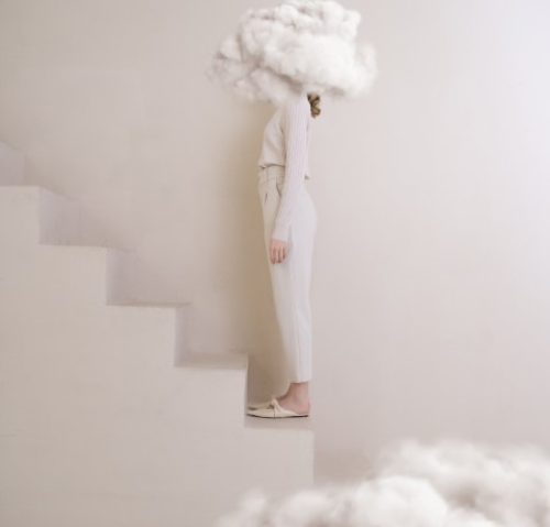 side-view-woman-with-cloud-shaped-head